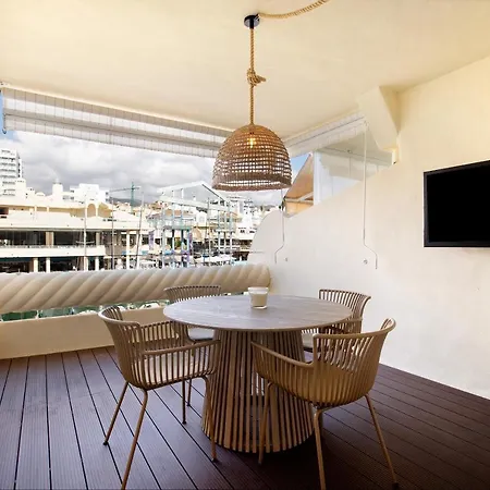 Puerto Marina Luxury Апартаменты Бенальмадена