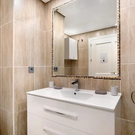 Puerto Marina Luxury Daire *